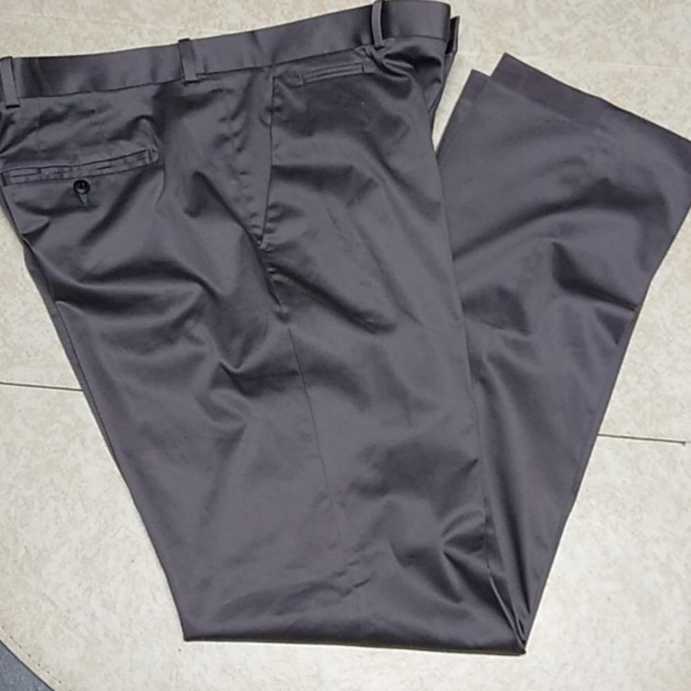NWOT, Perry Ellis premium slacks, 38/36
